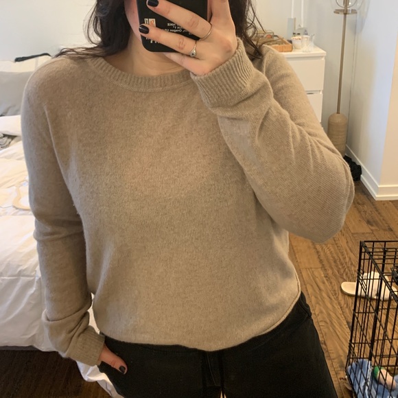 Reformation cashmere crew neck sweater - Picture 3 of 3